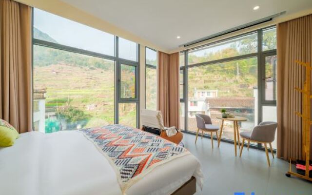 Yunshuixixu Homestay (Wuyuan Guling Scenic Area)
