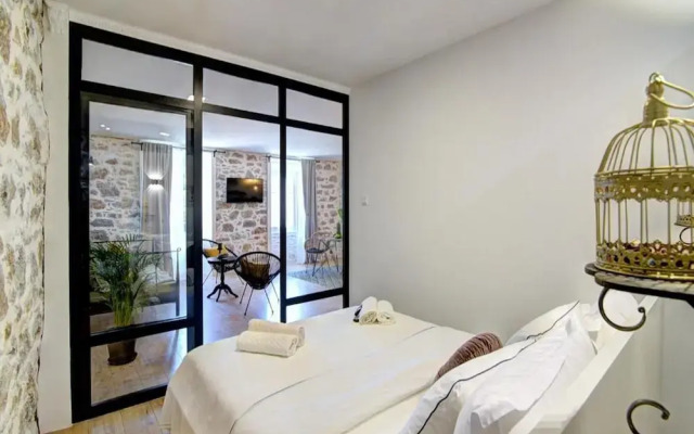 History House Moja Ti 1830