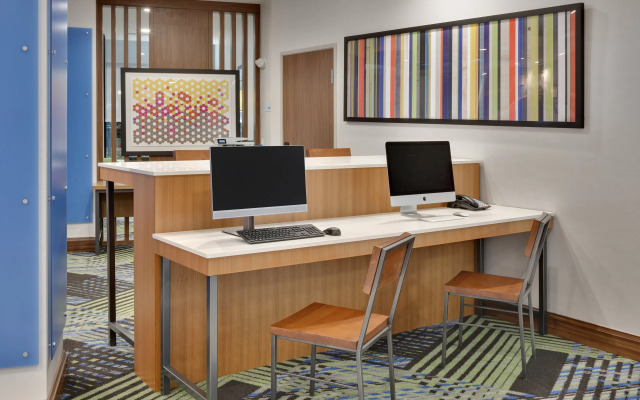Holiday Inn Express & Suites Fort Worth North - Northlake By IHG