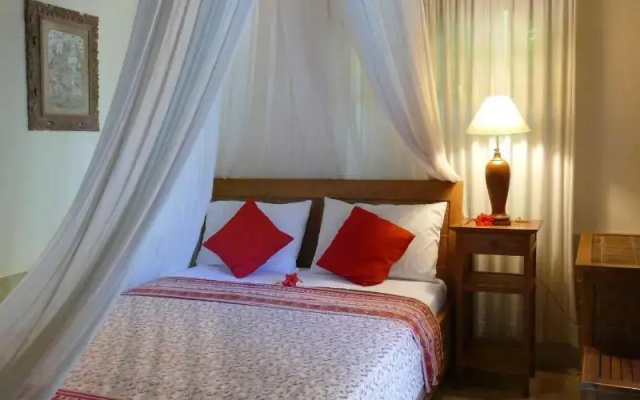 Nusa Indah Bungalows Candidasa