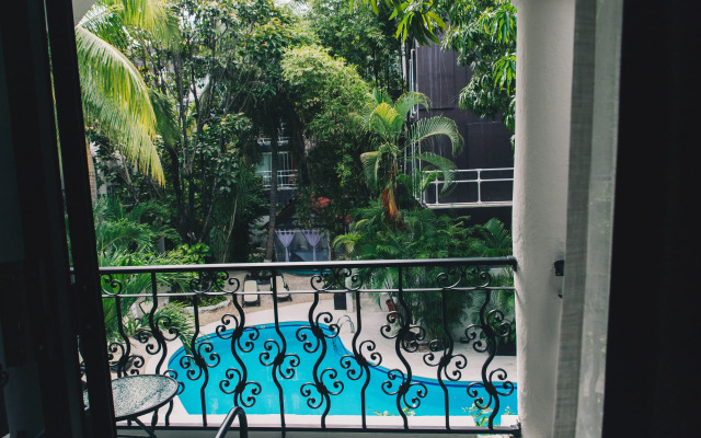 Hotel Hacienda Paradise