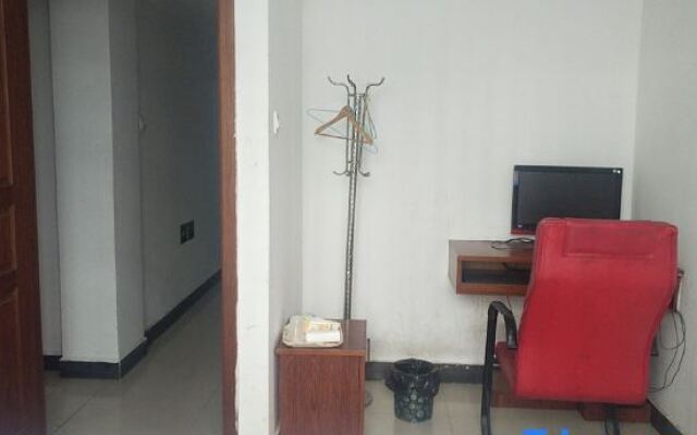 Yinglun Hotel