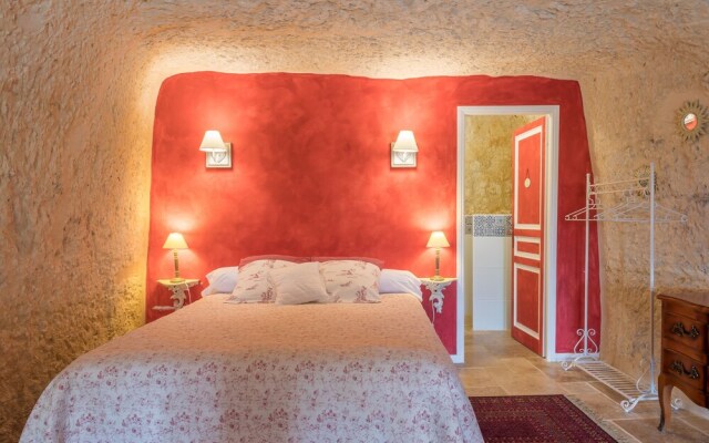 Gîtes troglodytes de la Rochère