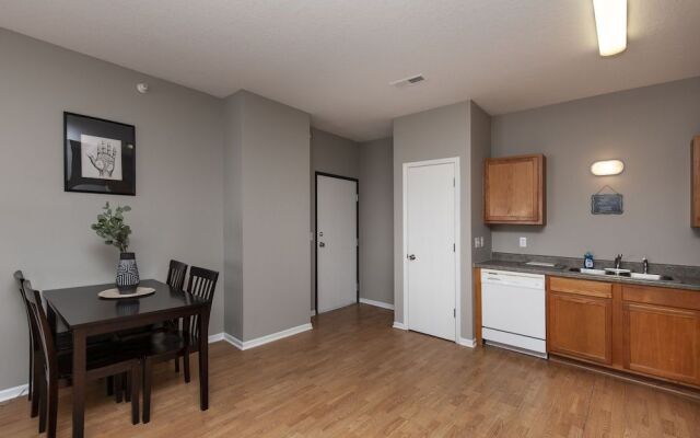 The Modern Flats of Ames