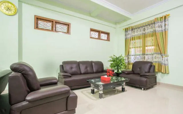 OYO 1419 Rhona Guest House Syariah
