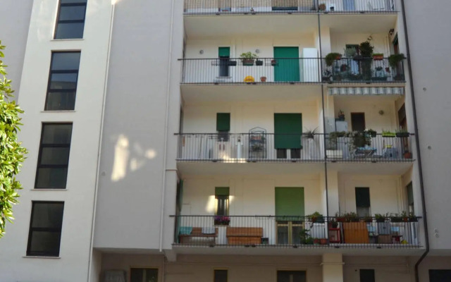 B&B Milon