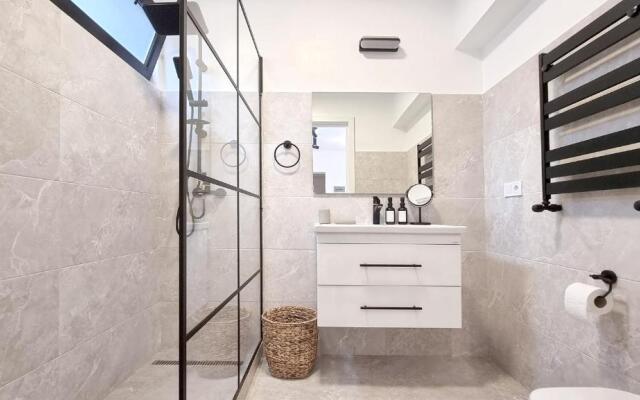 Luxury 5 Stars Home In Prime Location Tbilisi