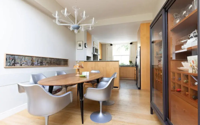 Willes Road II by Onefinestay