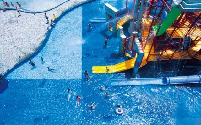 Julong Resort (Tsuen Wan Sea World)