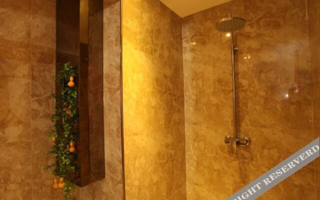 Taiji Business Hotel