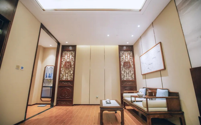Xinhualian Lv Xin Gu Hotel