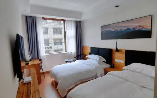 Hotels in Diebu Nanka