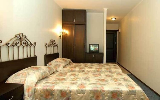 Grand Asa Family Suites