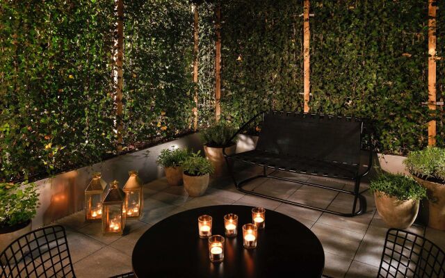 Sea Containers London