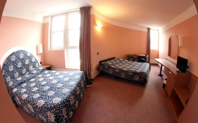 Etoile du Nord Hotel