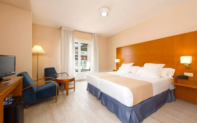 TRYP Ciudad de Alicante Hotel