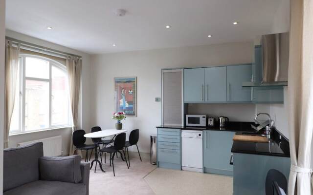 Stylish Light-filled 1 Bedroom Flat In Hammersmith