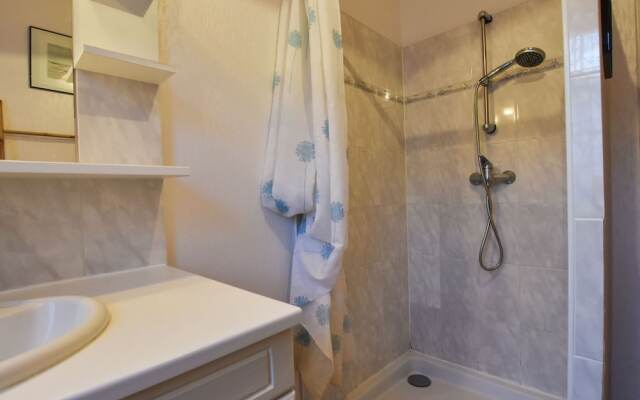 Spacious Holiday Home With Private Swimming Pool in Vitrac