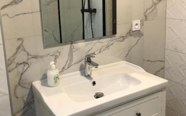 Sainte Cécile 6 / Studio Elégant et Central