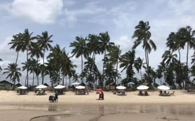 Carneiro Beach Resort 305