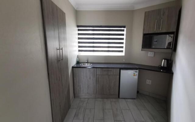 Up21 Guest House