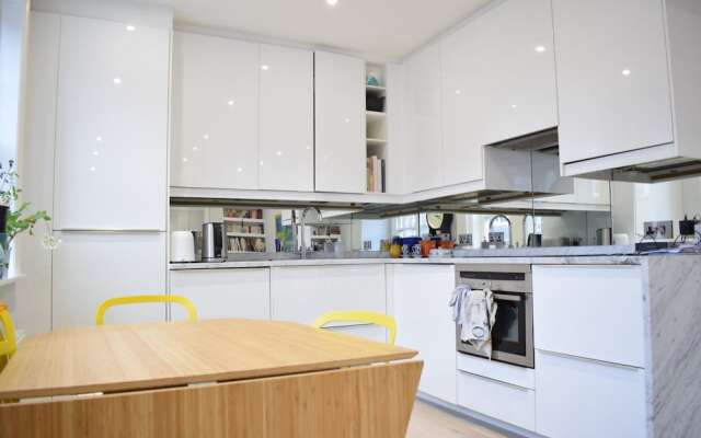 Modern and Spacious Belsize Park Apartment