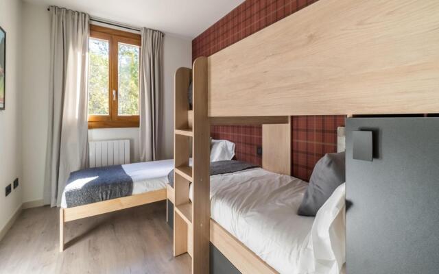 Modern apartment in Benasque near the centre