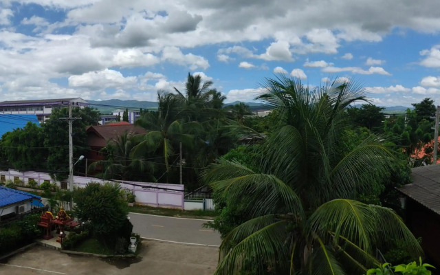 Maesot Siri Hotel