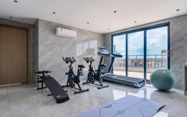 Haikou Qilou Old Street AI Stay Future Hotel (Meiyuan Road)