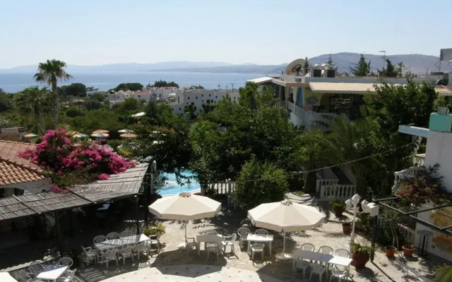Pefkos Garden