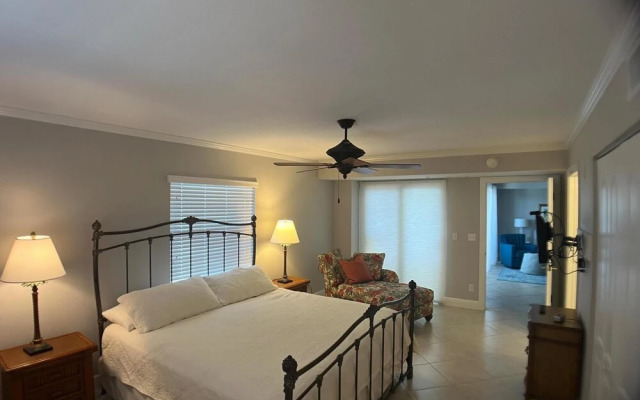 Slice of Paradise in Manasota Key