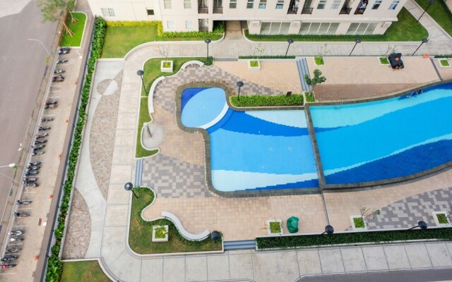 Homey and Comfy 2BR Ayodhya Residence Apartment