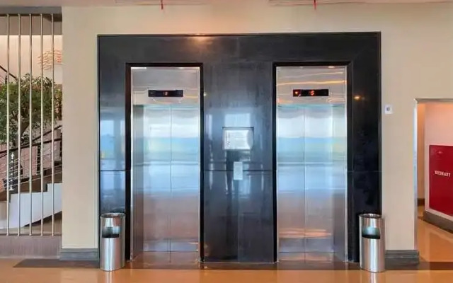 Grand Maleo Hotel & Convention