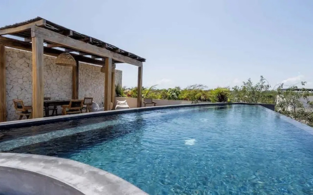 Hidden Gem With Private Pool and Rooftop Terrace