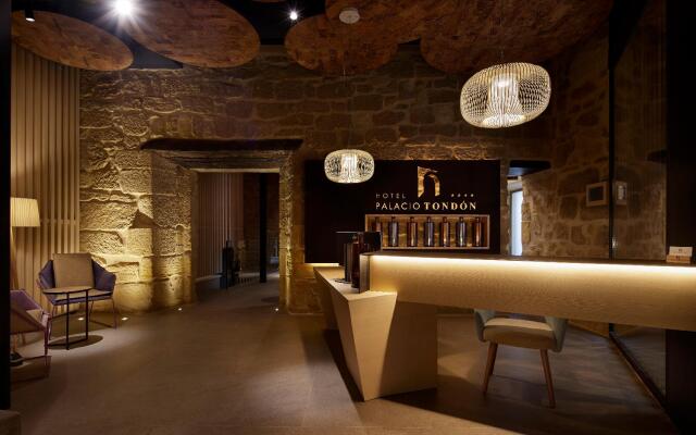 Palacio Tondon, La Rioja Brinas