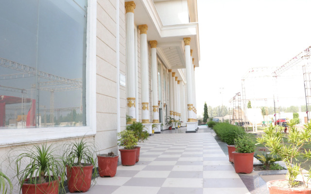 Wedcation By Tivoli - A Unit of Palmdale Resort