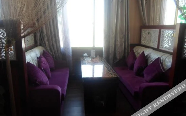 Yunxiao Business Hotel