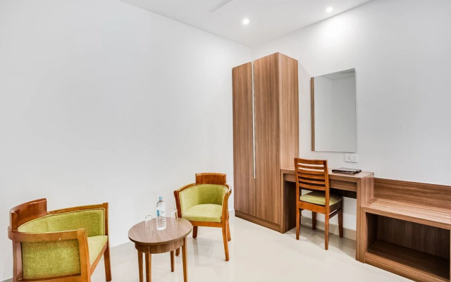 Capital O 60558 Hotel Midhuna International