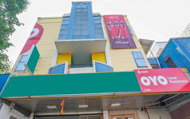 OYO 5590 Ujwal Residency