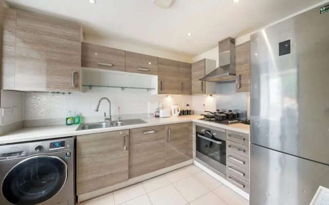 Charming 3 Bedroom House in Reading