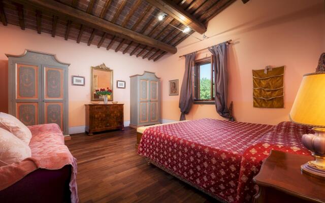 Casale Dei Girasoli 14