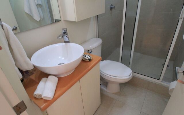 Alameda Downtown Suite 327
