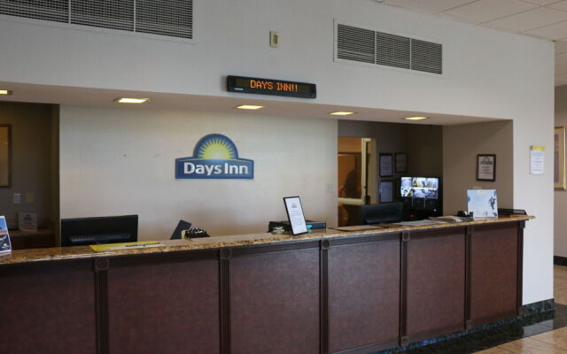 Days Inn By Wyndham Titusville Kennedy Space Center