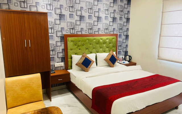 Hotel SV Grand Varanasi
