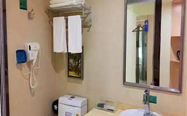 Yuanmeng Express Hotel (Shenzhen Guanlan Zhangge)