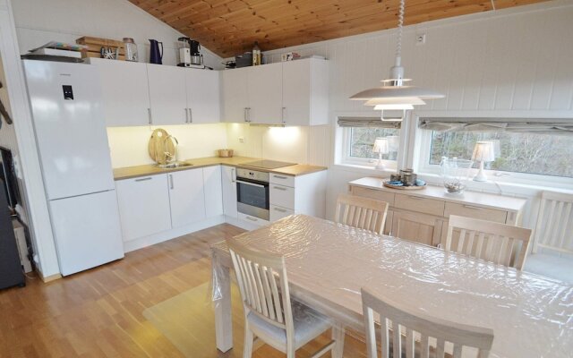 9 Person Holiday Home in Lyngdal