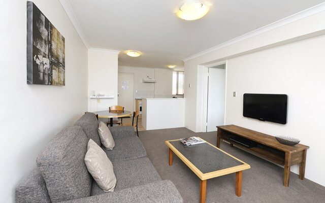 Lodestar Waterside Apartments