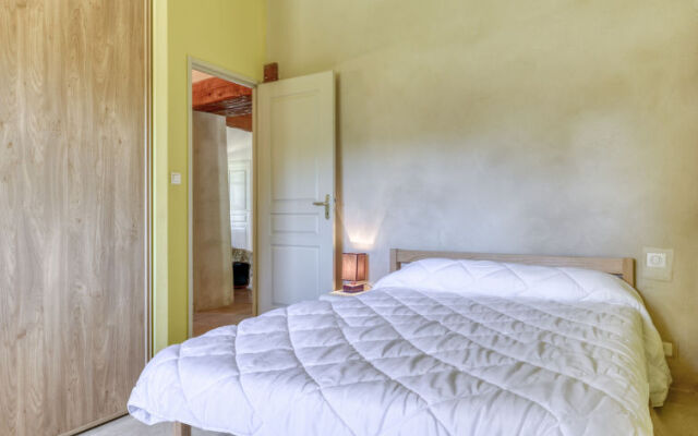 Holiday Home Domaine la Batisse