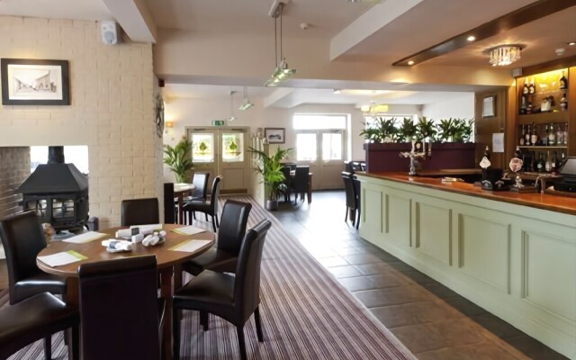 Casanova's Restaurant & Hotel