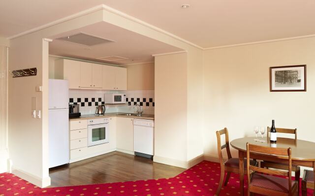 Grand Hotel Melbourne